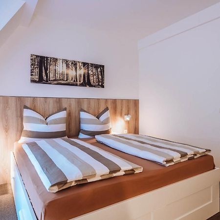 Xxl Ferienhaus Goldberger See - Sauna - 16 Personen エクステリア 写真