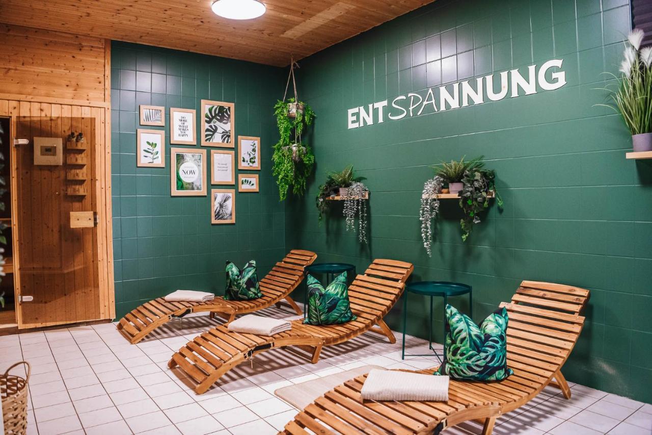 Xxl Ferienhaus Goldberger See - Sauna - 16 Personen エクステリア 写真