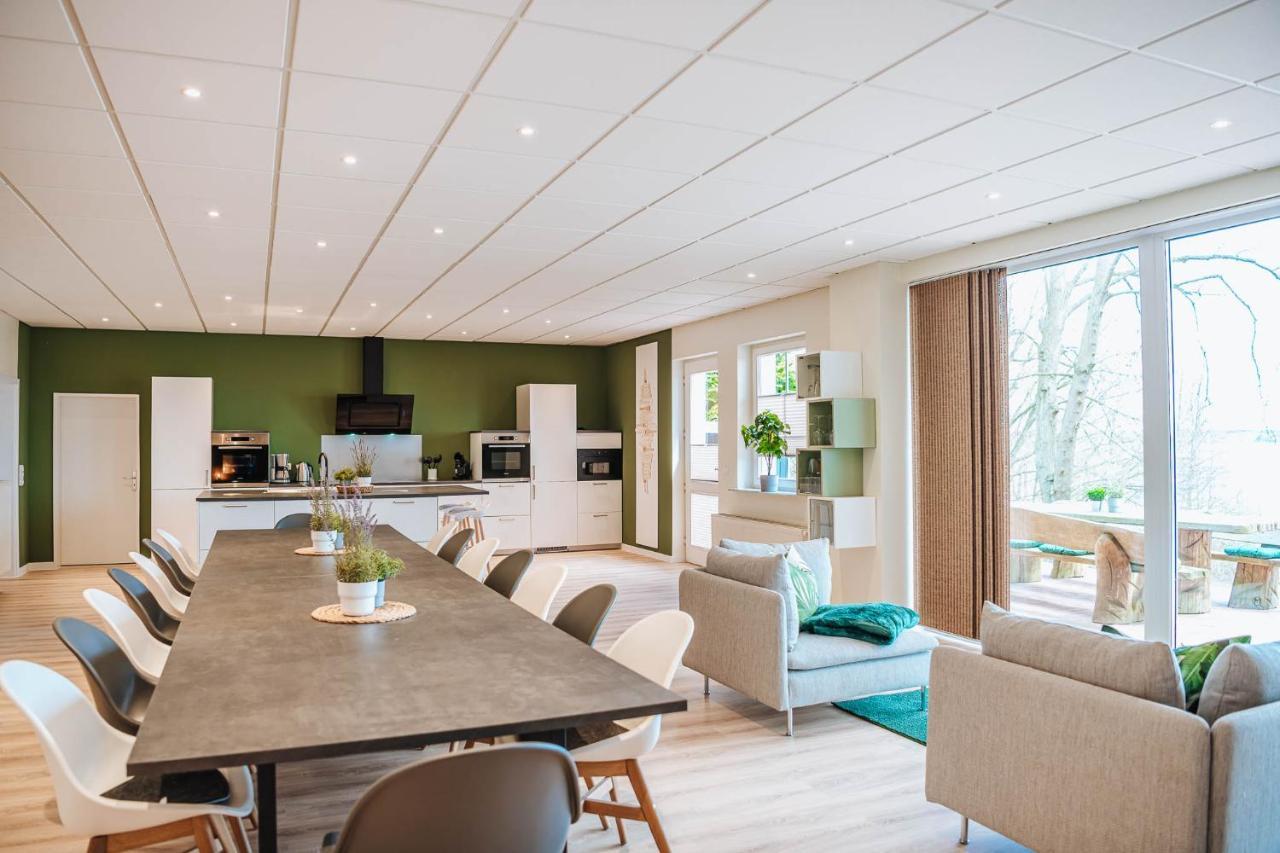 Xxl Ferienhaus Goldberger See - Sauna - 16 Personen エクステリア 写真